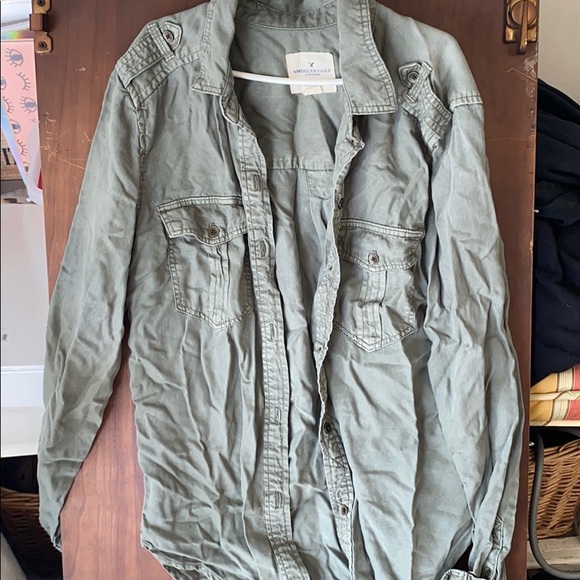 Button down top - Picture 2 of 2